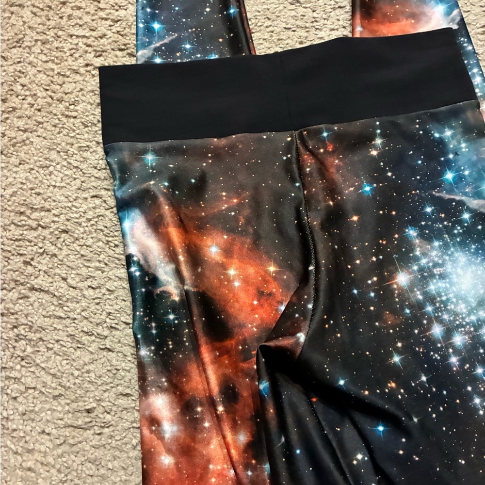 Blackmilk galactic leggings - Picture 7 of 12